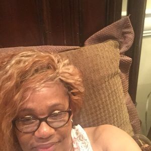 Meet your Posher, Jeanette